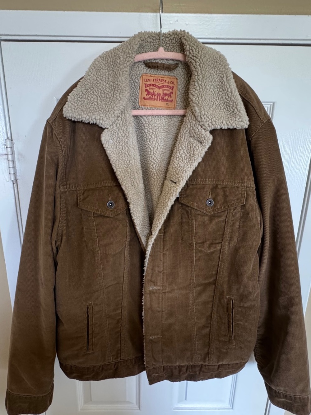 Levis Corduroy Trucker Jacket (Sherpa Lined)